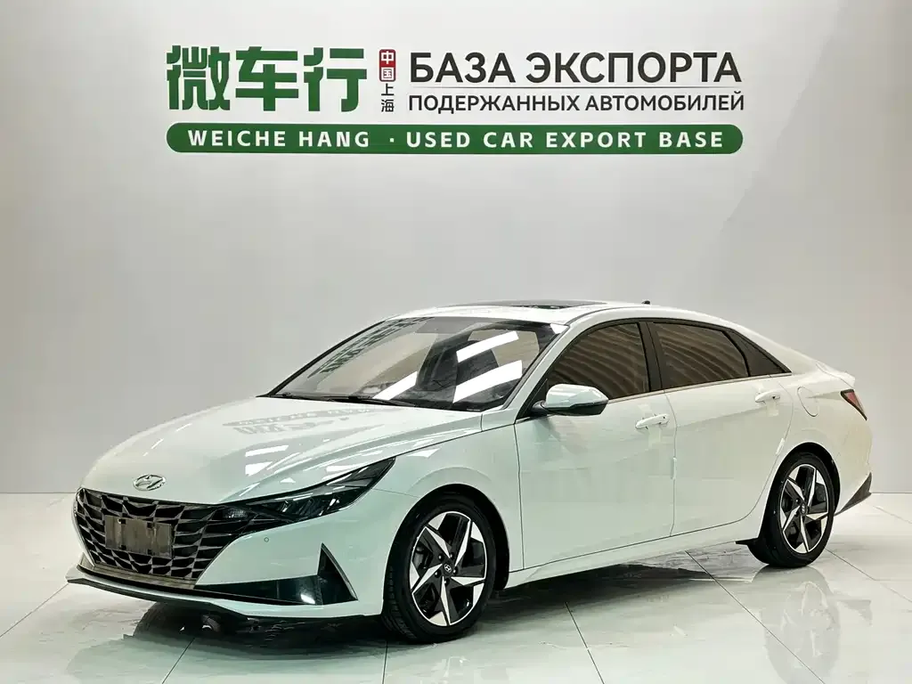 Hyundai Elantra 2022