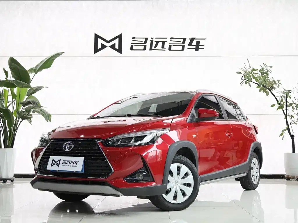 Toyota Yaris L 2023