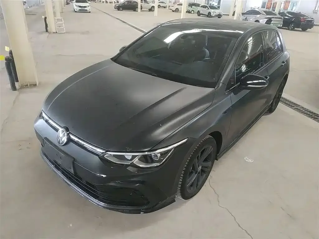 Volkswagen Golf 2024