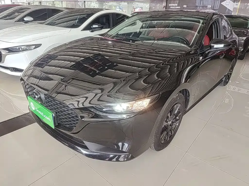 Mazda 3 Axela 2024