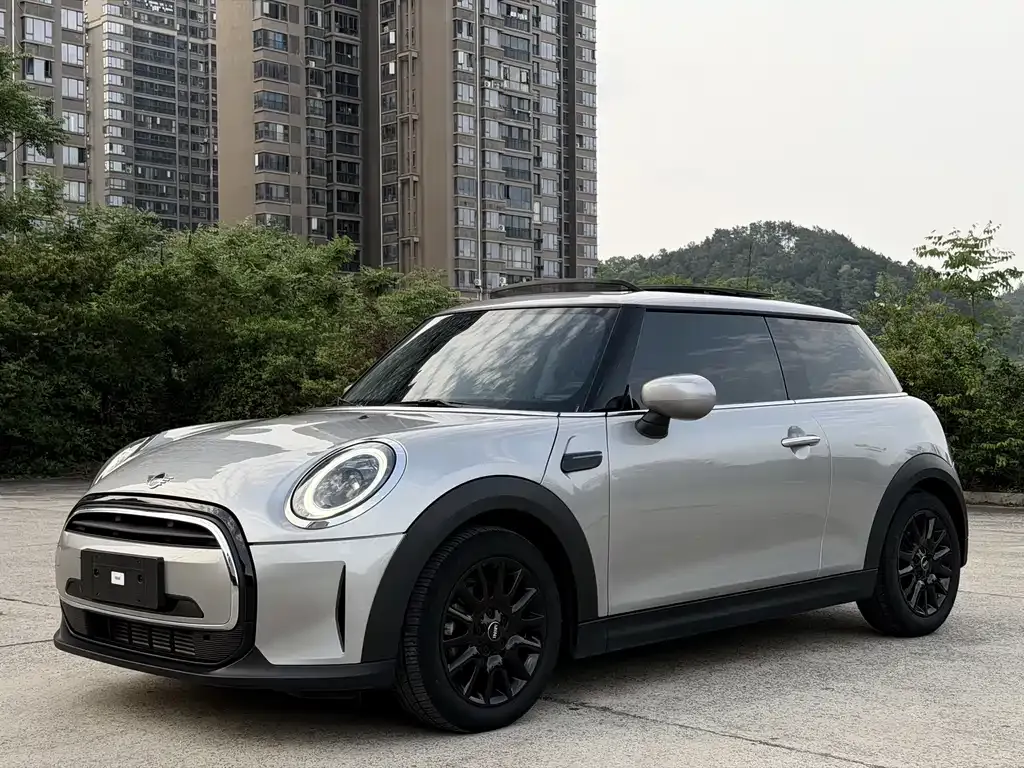 MINI Cooper (3-door) 2024