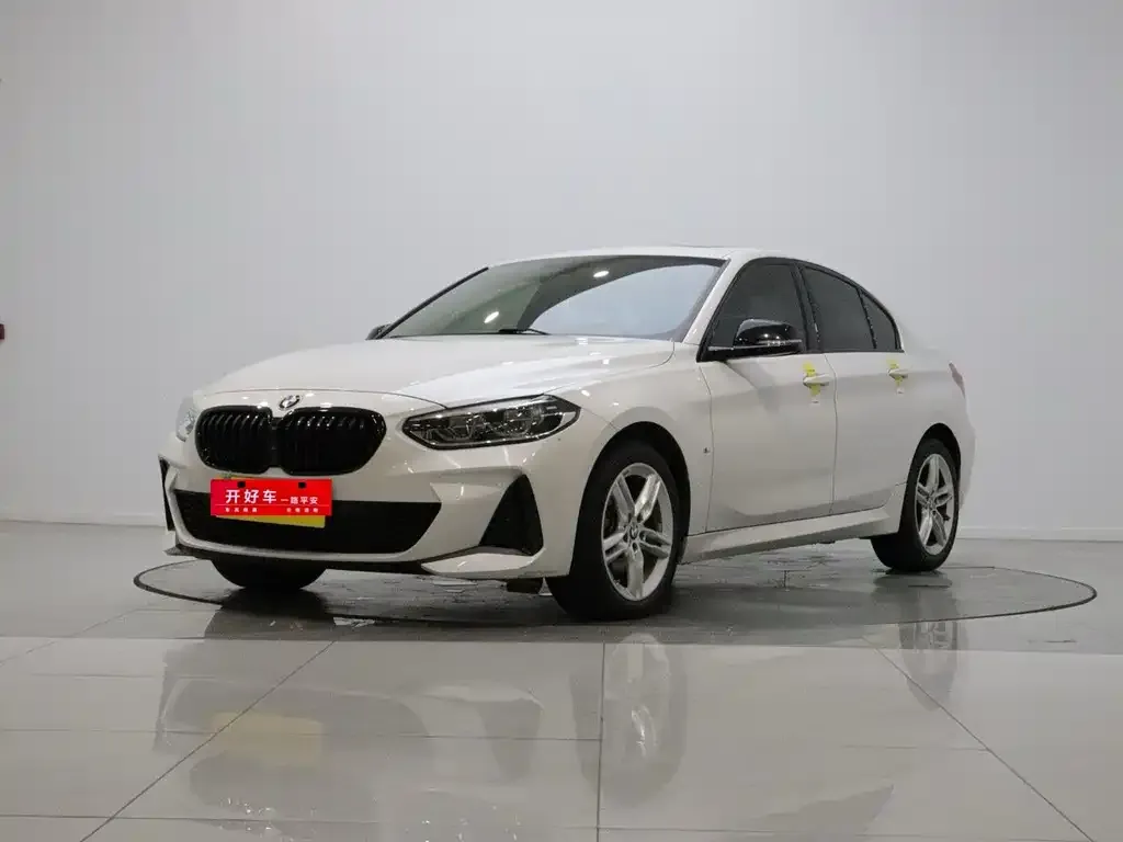 BMW 1 Series 2022
