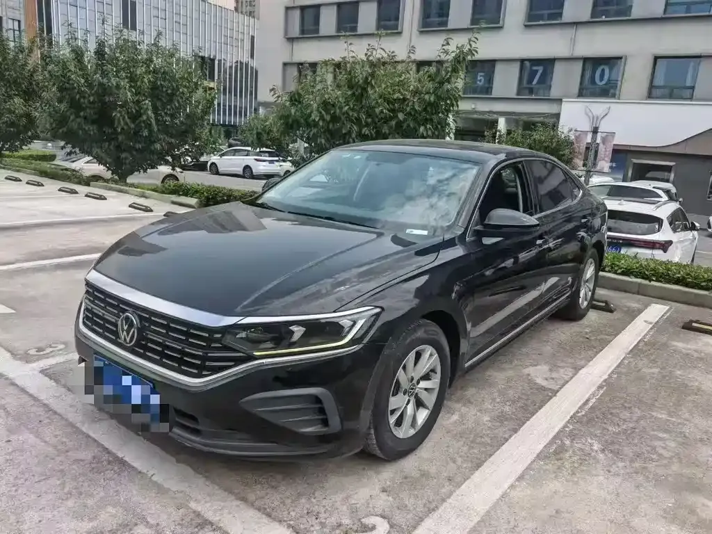 Volkswagen Passat 2025