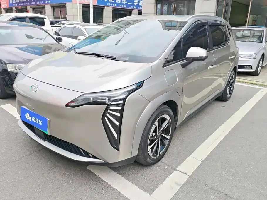Aion Y 2023