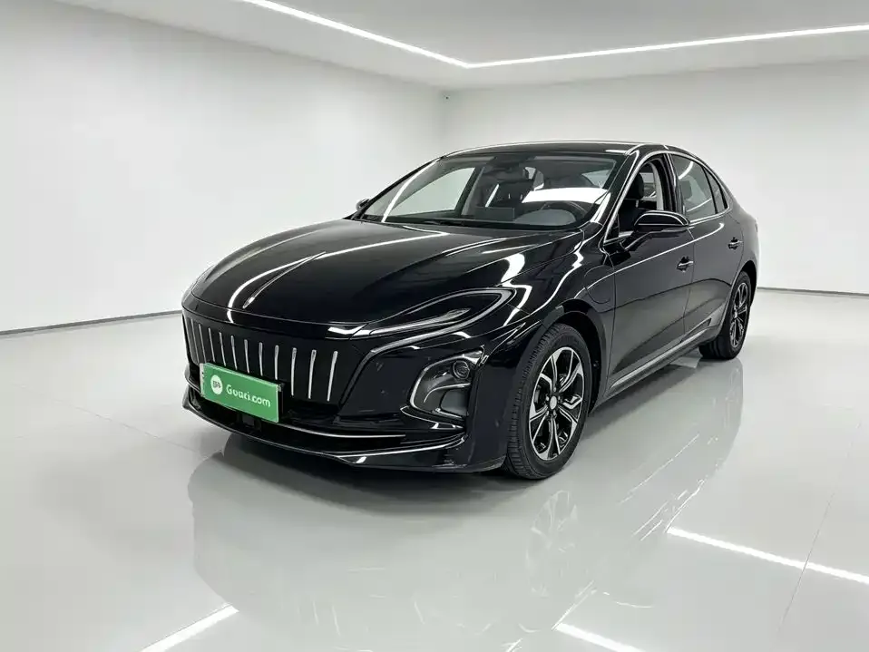 Hongqi E-QM5 2023