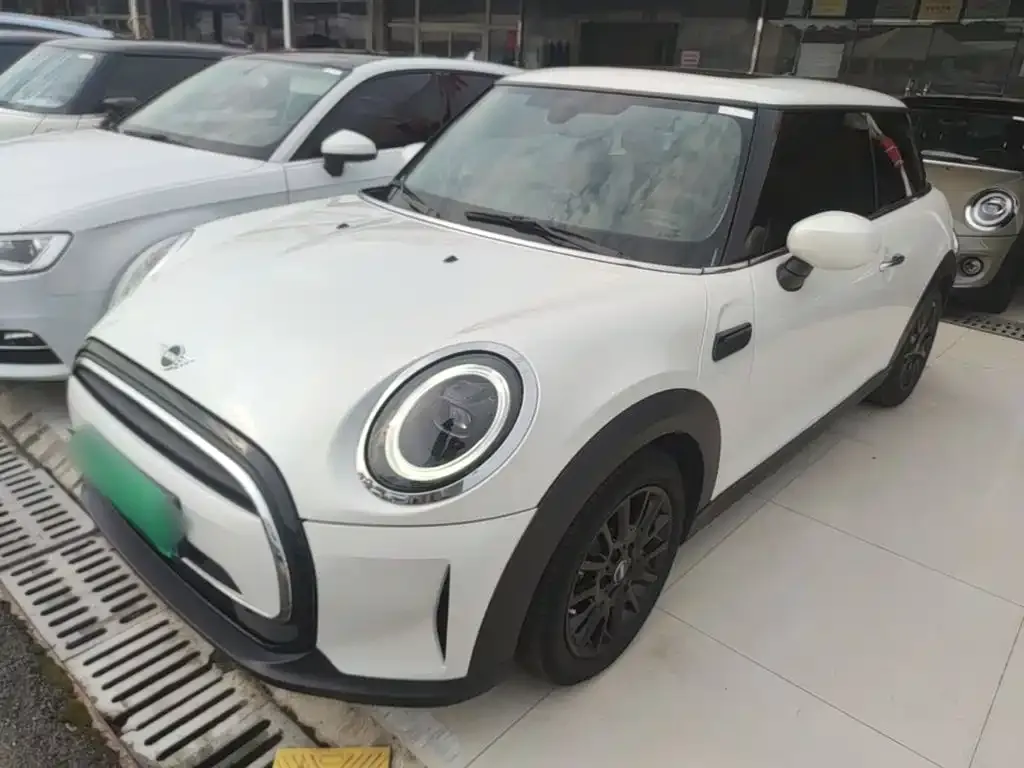 MINI Cooper (3-door) 2024