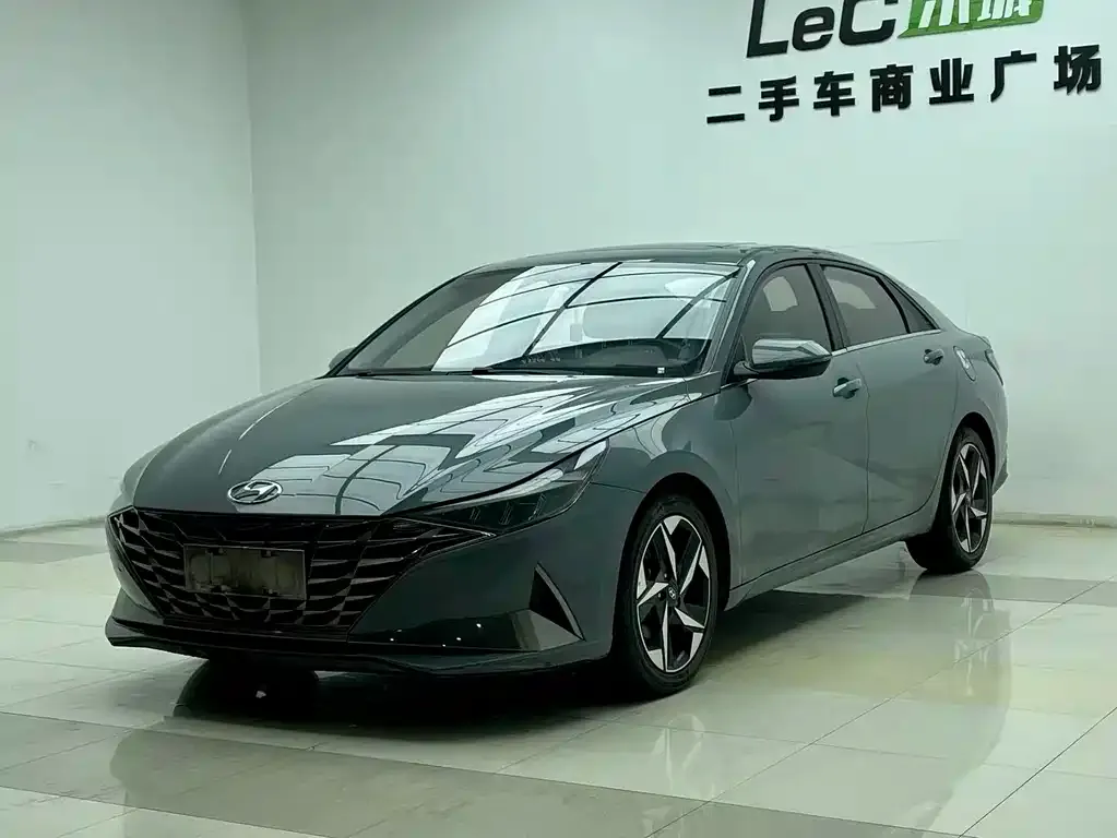 Hyundai Elantra 2021