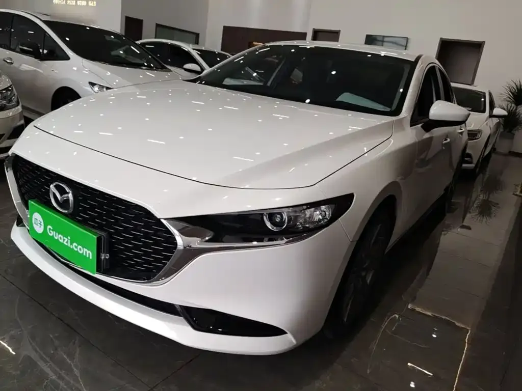 Mazda 3 Axela 2025