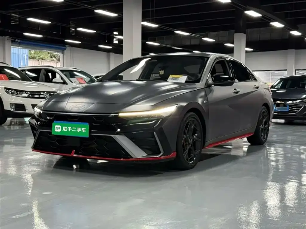 Hyundai Elantra 2024