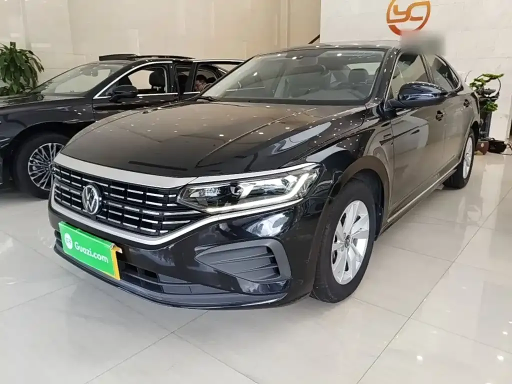 Volkswagen Passat 2025
