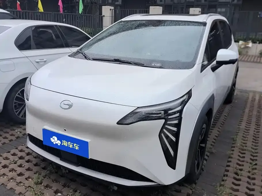 Aion Y 2023