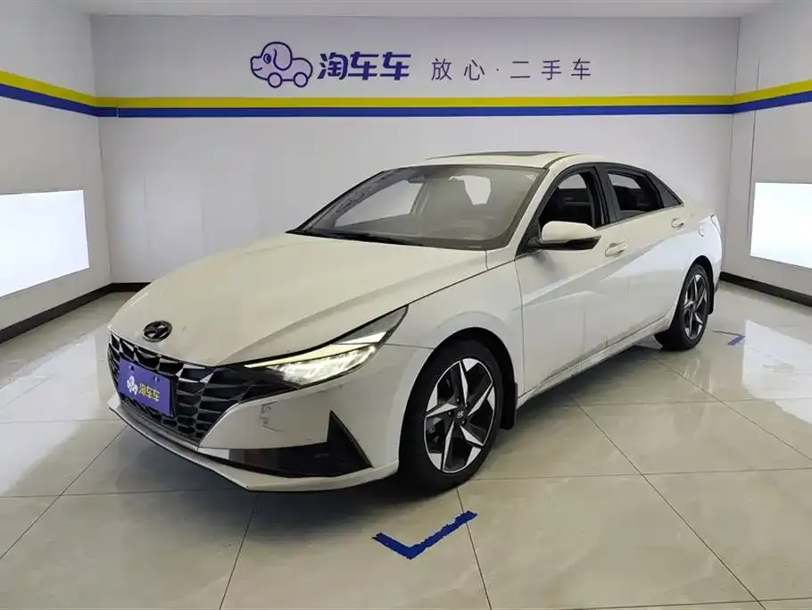 Hyundai Elantra 2021
