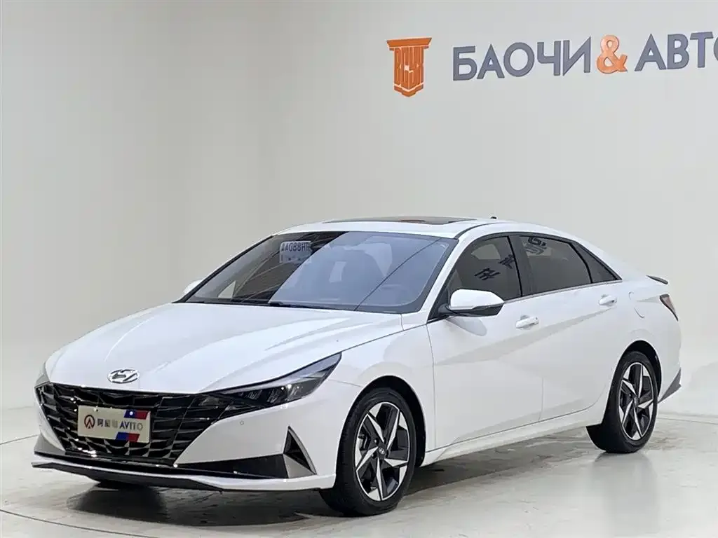 Hyundai Elantra 2023