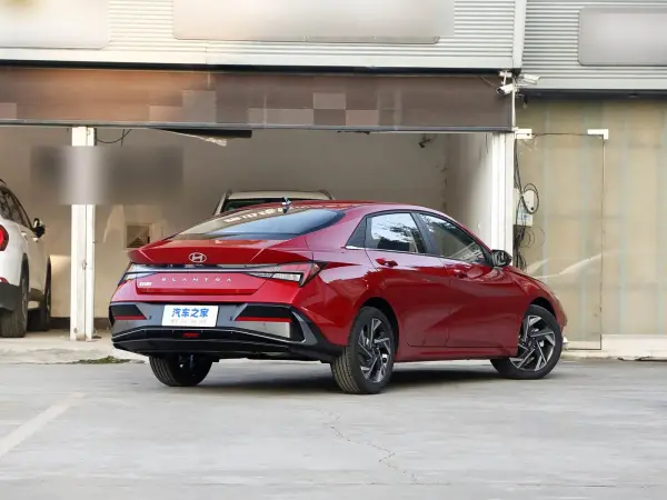 Hyundai Elantra 2026