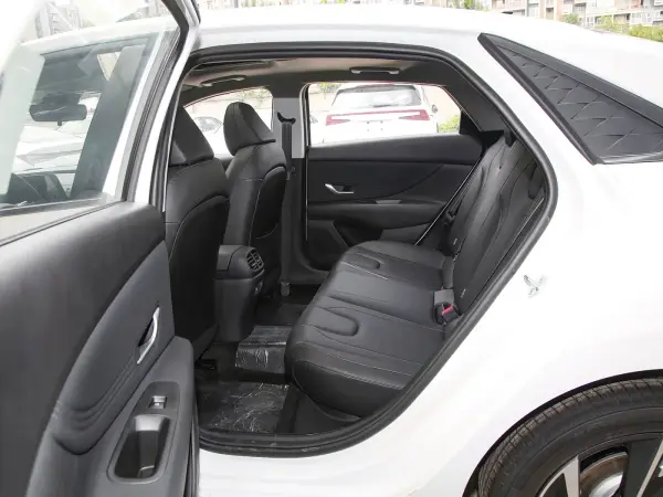 Hyundai Elantra 2026