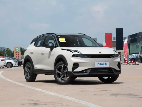 Lynk & Co 06 Relive 2026