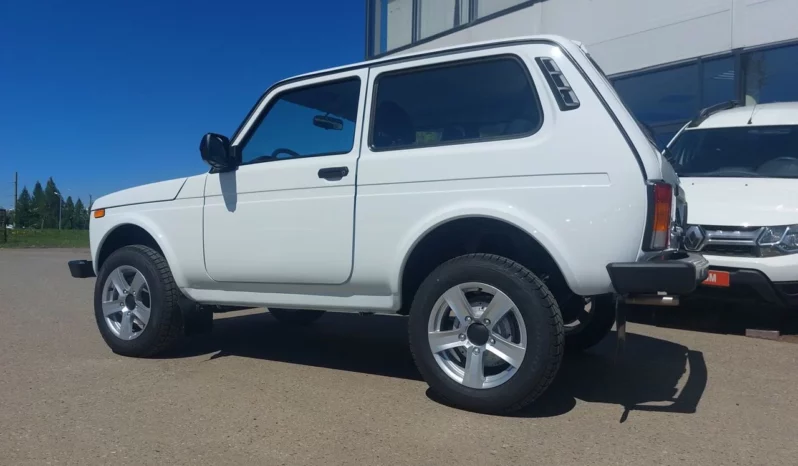 LADA Niva Legend 1.7 MT, 2024 full