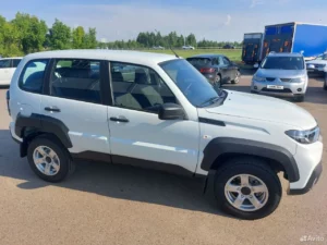 LADA Niva Travel 1.7 MT, 2024