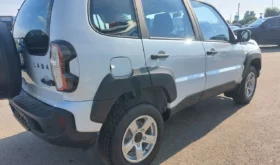 LADA Niva Travel 1.7 MT, 2024