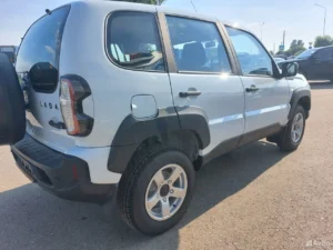 LADA Niva Travel 1.7 MT, 2024