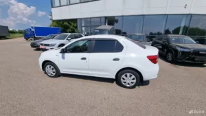 Renault Logan 1.6 MT, 2020